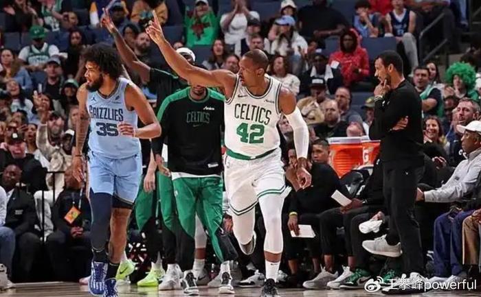 破格录用霍福德？勇士打造“死亡五老”豪阵 今夏恐难有更大补强