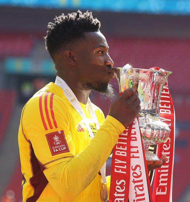 开云官方网站-“曼联最差门将”大战“无冠旧将” 奥纳纳骂赢了吗？